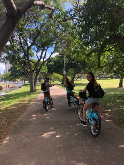 Biking through Ala Moana Beach Park!